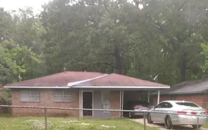 Shreveport, LA 71107,1940 Legardy Street