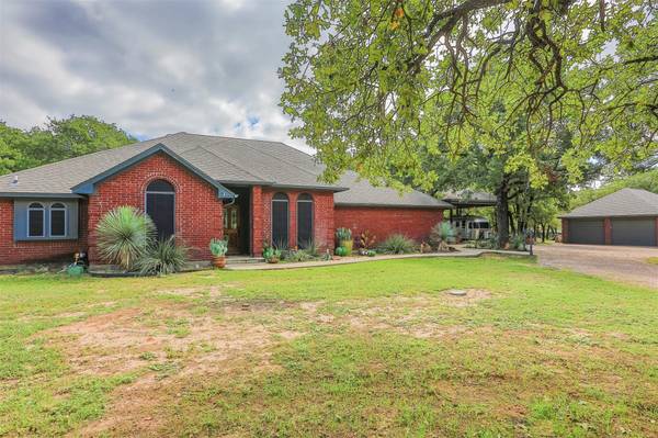 1750 Cabaniss Lane, Weatherford, TX 76088