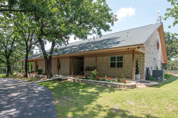 701 Dean Road, Weatherford, TX 76087