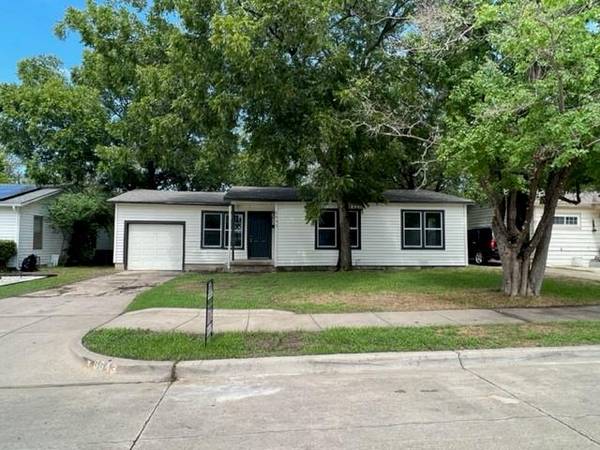 6643 Jannie Street, North Richland Hills, TX 76180