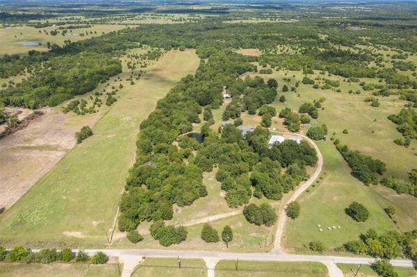 5324 County Road 1026, Celeste, TX 75423