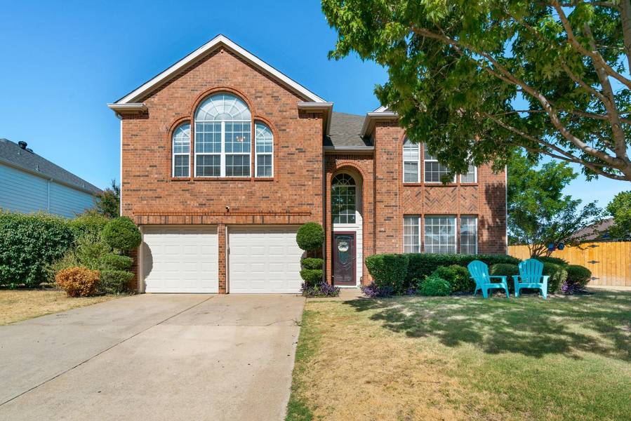 708 Oakridge Drive, Lake Dallas, TX 75065