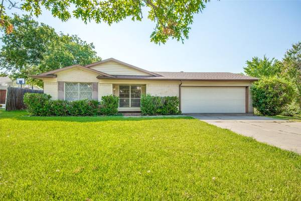 2868 Mark Twain Drive, Farmers Branch, TX 75234