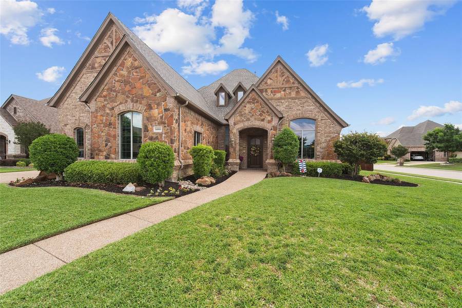 8000 Long Trail Drive, North Richland Hills, TX 76182