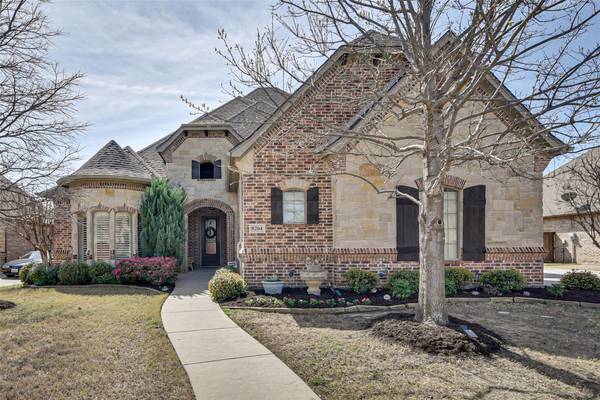 8204 Oak Knoll Drive, North Richland Hills, TX 76182