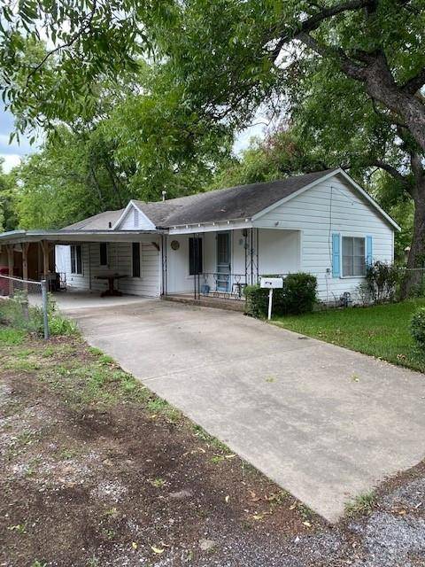 905 E 10th Street, Bonham, TX 75418