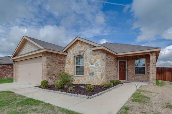 2907 Balleywood Drive, Seagoville, TX 75159