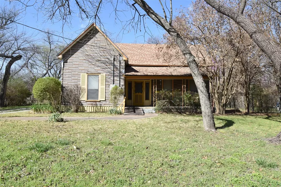 1003 E Elm Street, Hillsboro, TX 76645