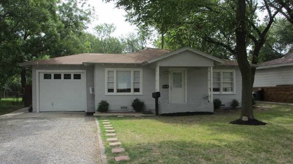 405 Mckenzie Avenue, Hillsboro, TX 76645