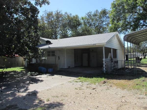 704 Tarlton Avenue, Hillsboro, TX 76645