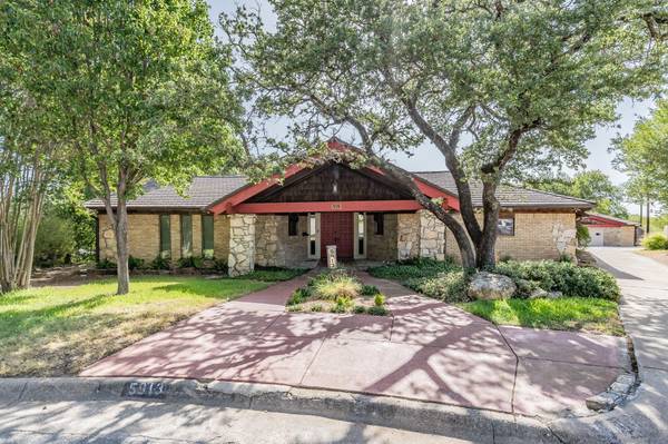 Haltom City, TX 76117,5913 Diamond Oaks Court