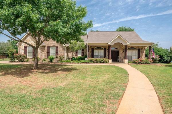 308 Savoy Street, Bullard, TX 75757