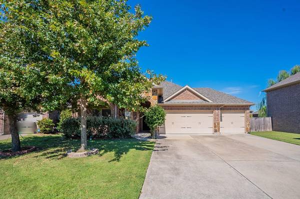 208 Campbell Court, Fate, TX 75189