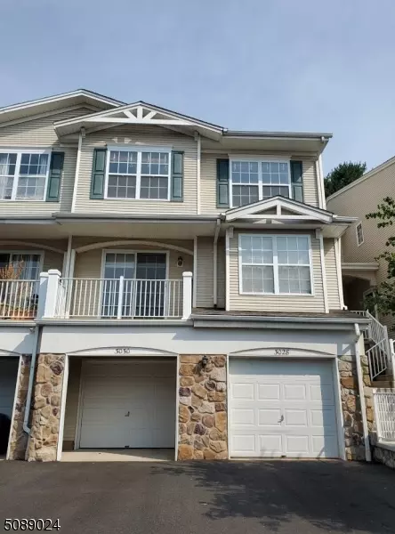 3028 King Ct, Green Brook Twp., NJ 08812