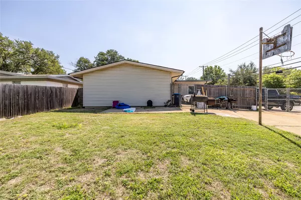 Fort Worth, TX 76133,5528 Winifred Drive