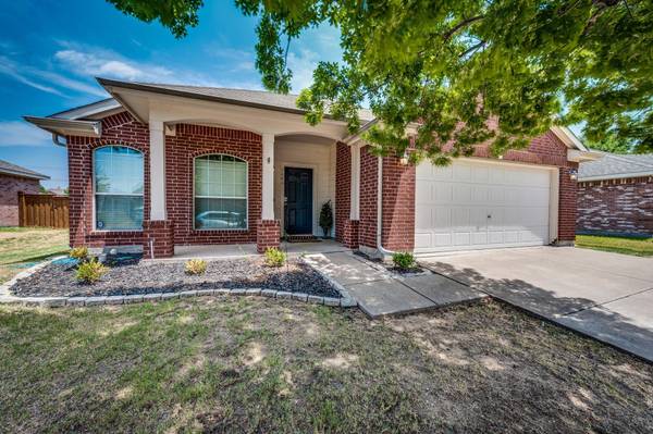 7484 Tinto, Grand Prairie, TX 75054