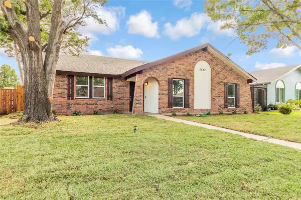 2922 Ivanridge Lane, Garland, TX 75044