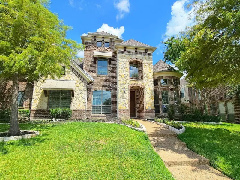 2906 Knightsbridge Lane, Garland, TX 75043