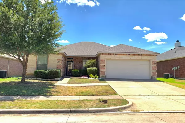 8212 Atherton Street, Arlington, TX 76002