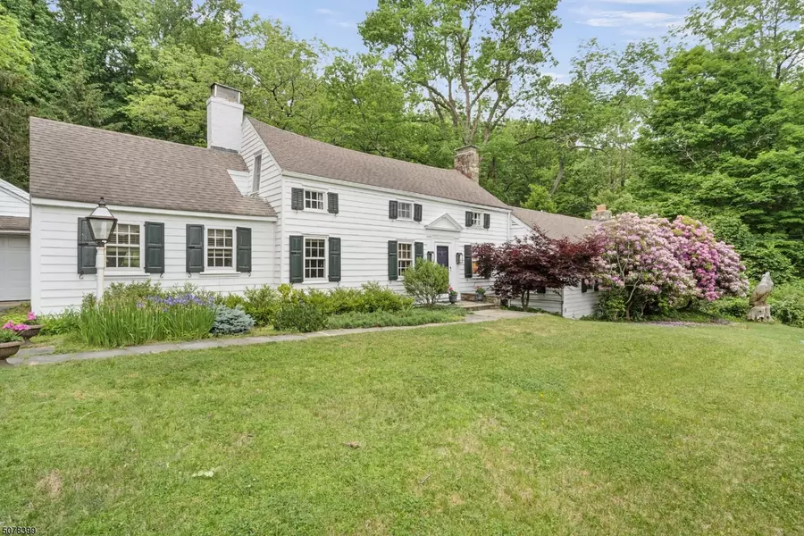 157 Mountainside Rd, Mendham Twp., NJ 07945