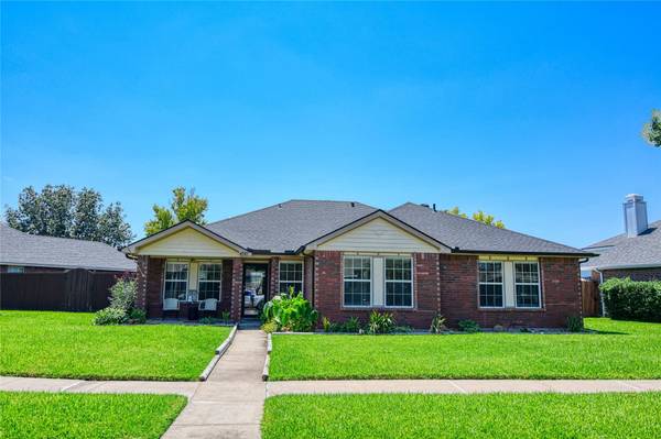 4141 Gardner Drive, The Colony, TX 75056