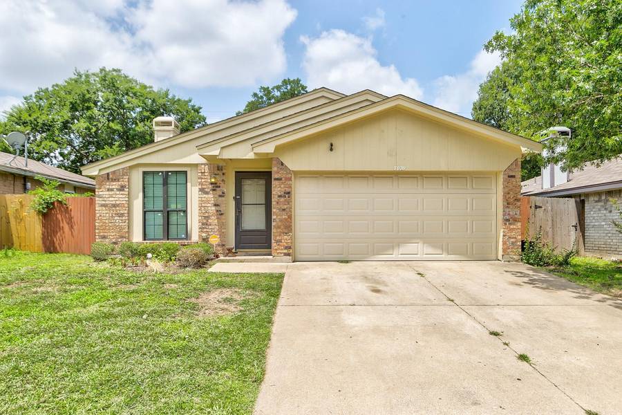 7020 Laurelhill Court N, Fort Worth, TX 76133