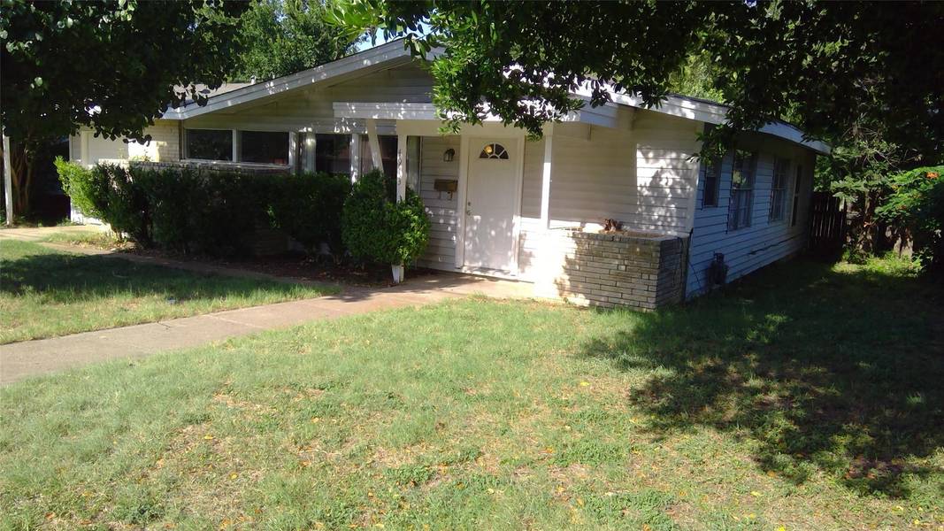 4913 Cockrell Avenue, Fort Worth, TX 76133