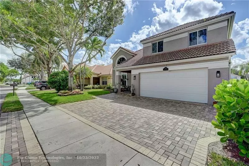 2809 Oak Park Cir, Davie, FL 33328