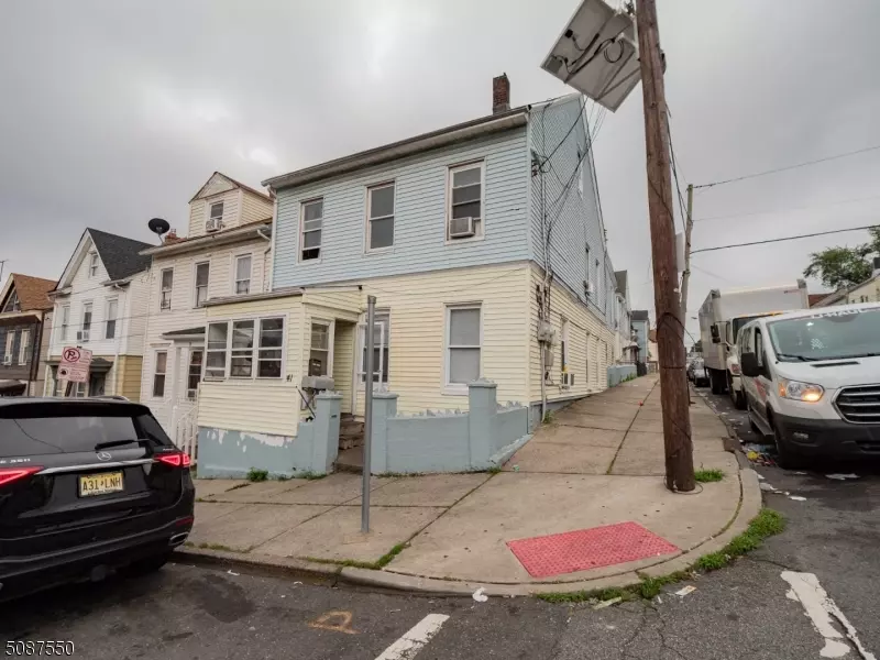 41 Belle Ave, Paterson City, NJ 07522