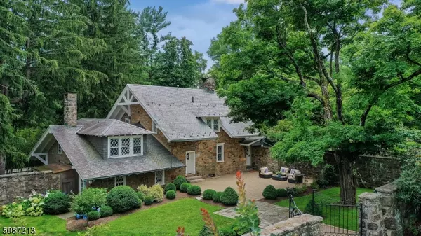 51 Mountain Top Rd, Bernardsville Boro, NJ 07924