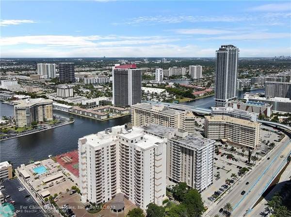 Hallandale Beach, FL 33009,1865 S Ocean Dr  #18A