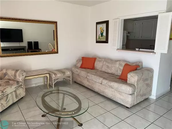 Deerfield Beach, FL 33442,17 Westbury A  #17