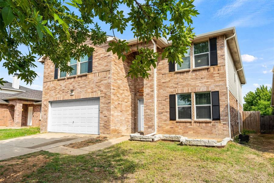 3411 Lipizzan Drive, Denton, TX 76210