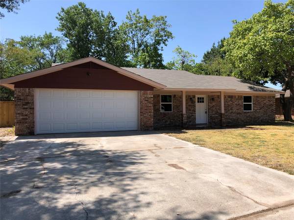 2014 Ashland Drive, Gainesville, TX 76240