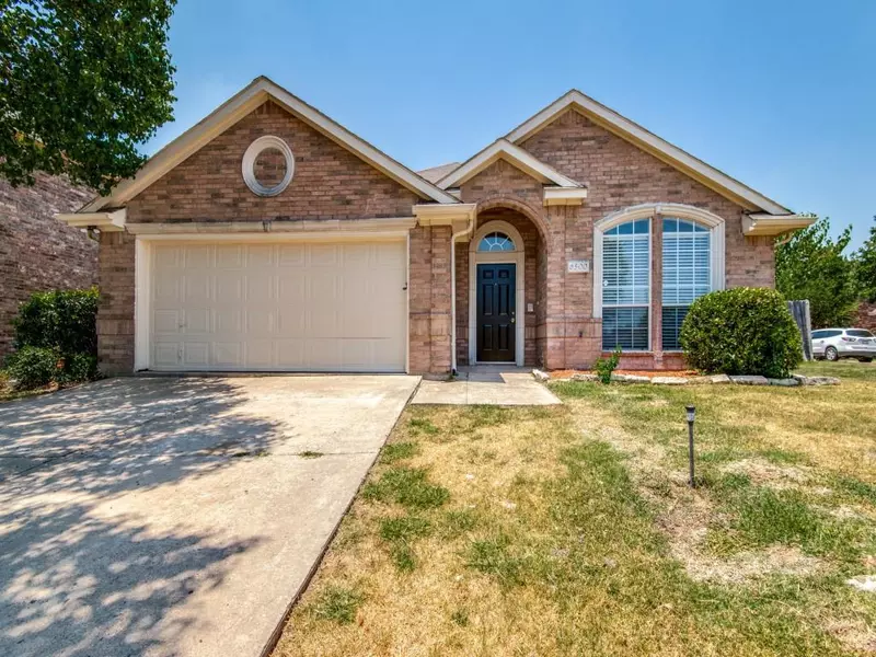 6500 Spencer Drive, Arlington, TX 76002