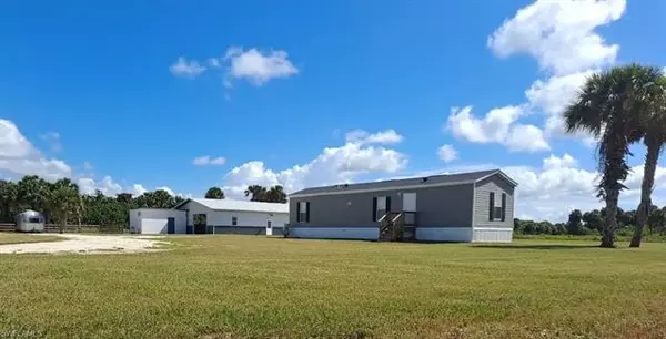 2190 COUNTY RD 721, Okeechobee, FL 34974