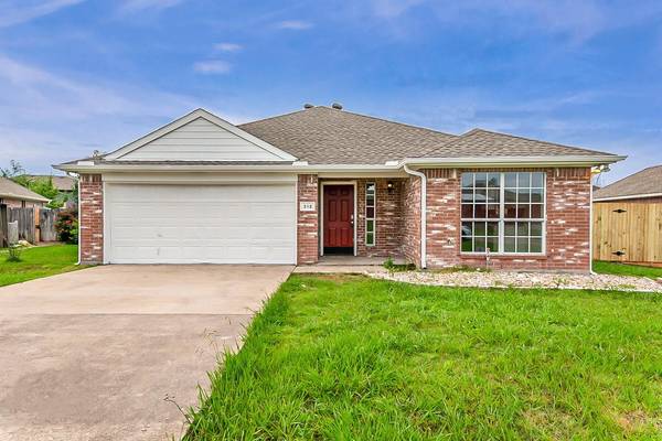 312 Pin Oak Lane, Royse City, TX 75189