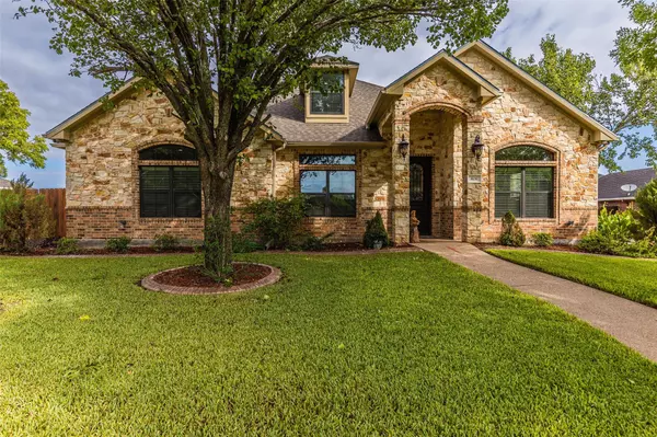 406 Northridge Circle, West, TX 76691