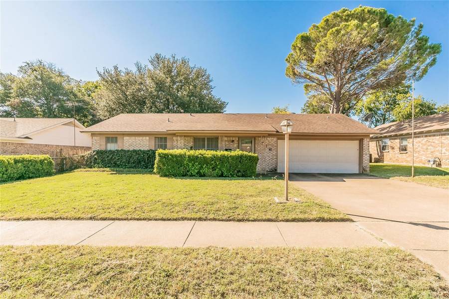 716 E Bovell Street, Crowley, TX 76036