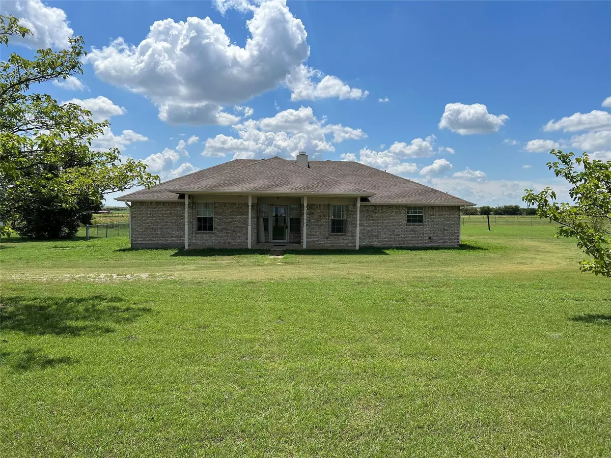 New Fairview, TX 76078,2267 County Road 4421