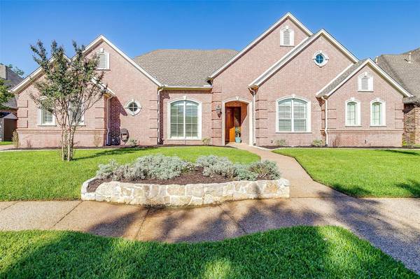 2806 Country Club Road, Pantego, TX 76013