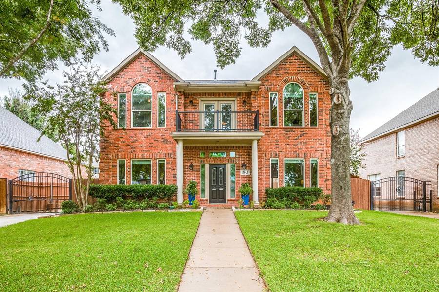 2713 Indian Oak Drive, Grapevine, TX 76051