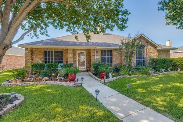 10313 Bent Tree Drive, Rowlett, TX 75088