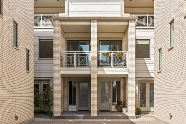 3926 Holland Avenue #104,  Dallas,  TX 75219