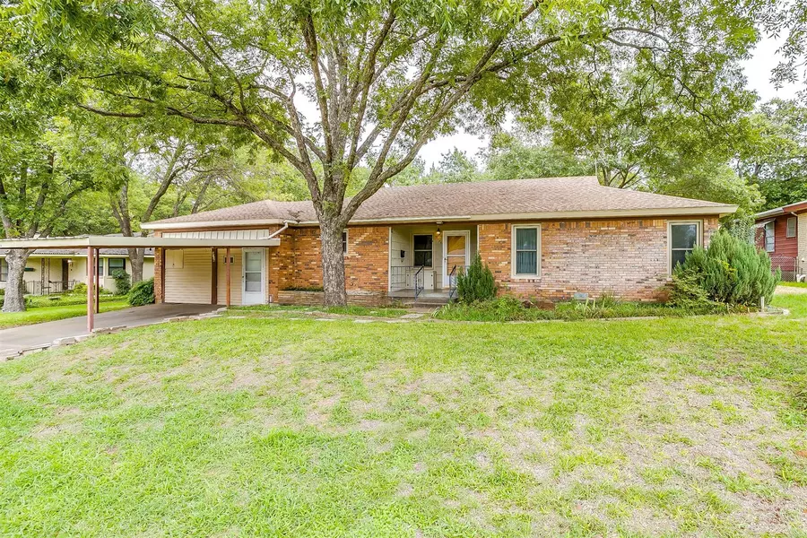 2724 Scruggs Park Drive, Richland Hills, TX 76118