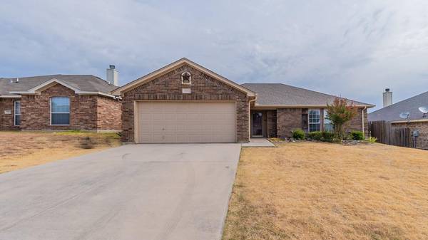 9220 Rhea Drive, White Settlement, TX 76108