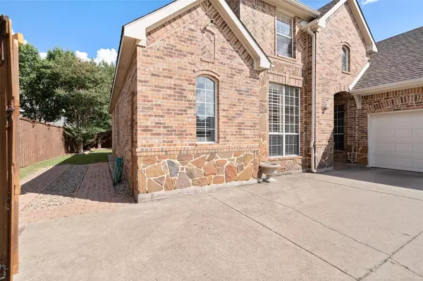 Sachse, TX 75048,6614 Falcon Crest Lane