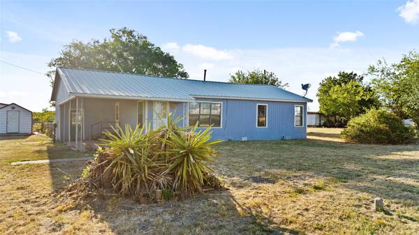 4325 FM 1563, Wolfe City, TX 75496