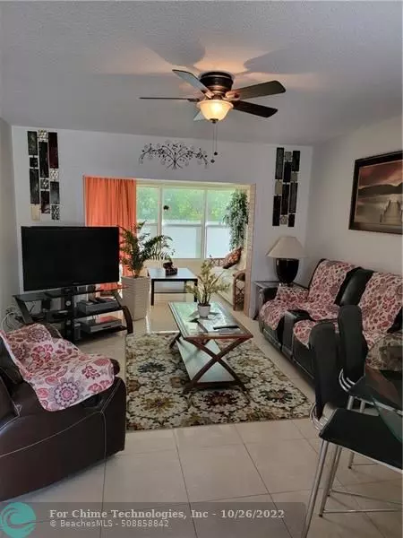 Lauderdale Lakes, FL 33313,5121 W Oakland Park Blvd  #303