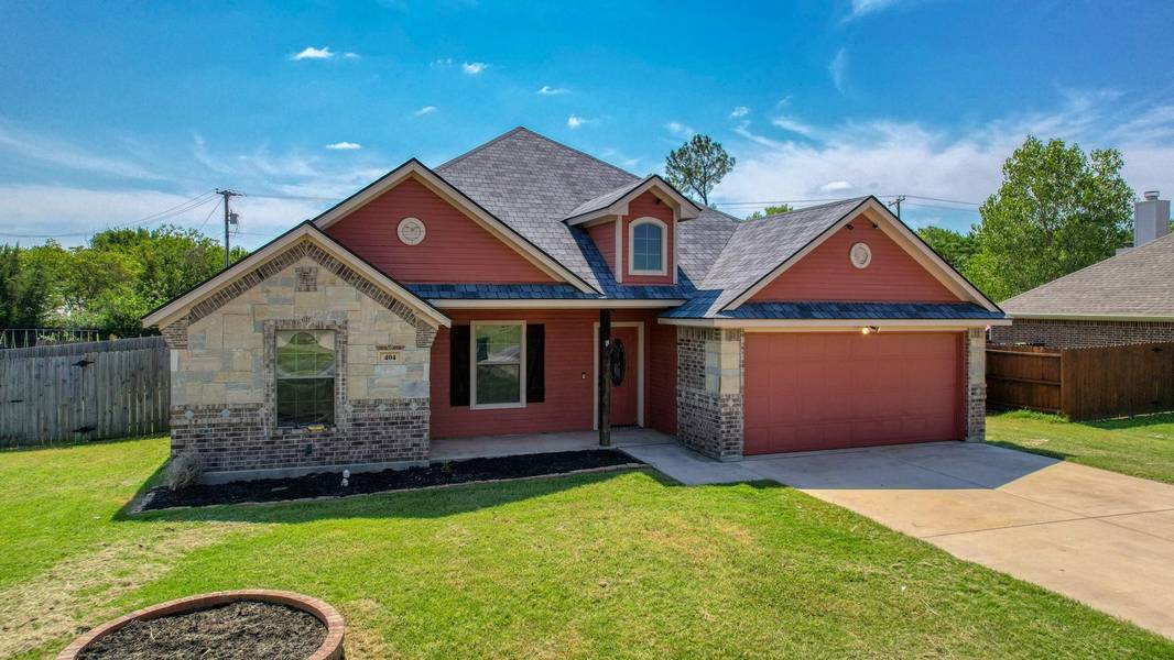 404 Green Meadow Court, Boyd, TX 76023